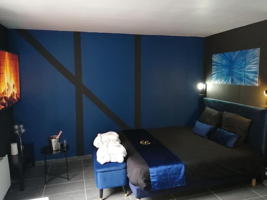 Appartement Avec Sauna Et Balneo Privatifs -Troyes Centre Exteriör bild